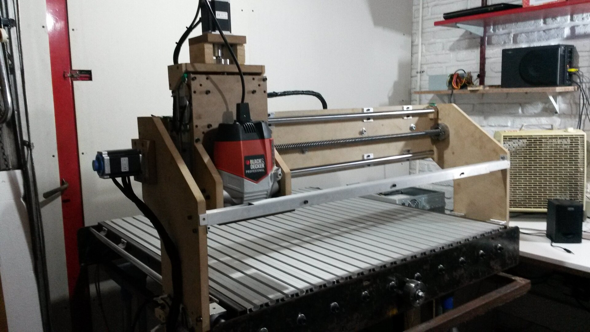 CNC router — prototipo en madera