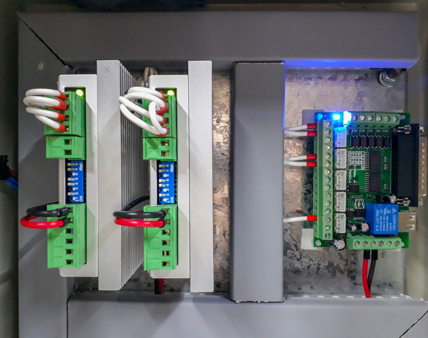 Gabinete de control 7