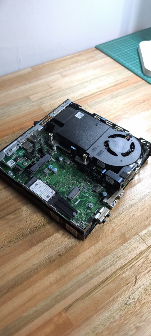 Dell OptiPlex mini — interior